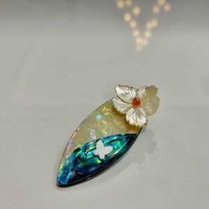 Vintage Surfboard Floral Lapel Hat Jacket Pin Pendant White Blue Lucite Shell